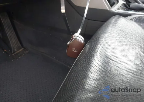 2015 Hyundai Sonata Limited z USA, uszkodzony, nr VIN 5NPE34AF5FH072475